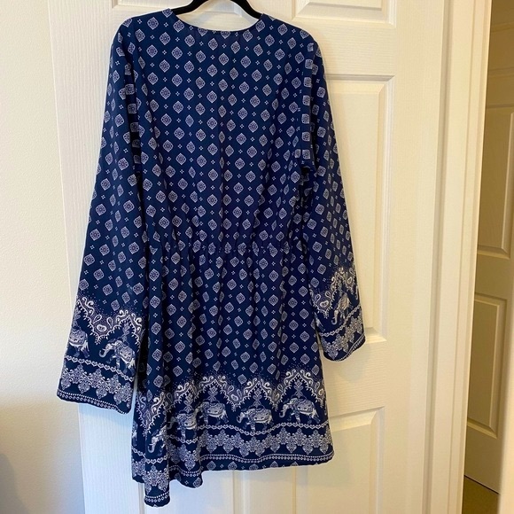 ✨Host Pick ✨ Live 4 Truth Graphic Long Sleeve Free Dress Size L - Picture 2 of 12